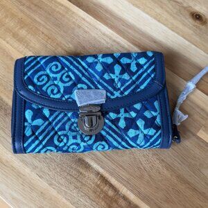Vera Bradley Ultimate Wristlet – Cuban Tiles NWT